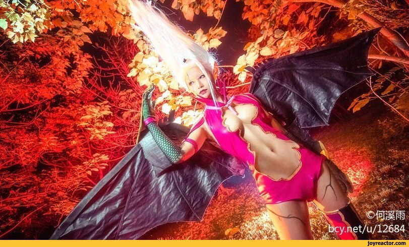 ,erza scarlet,Fairy Tail,anime,fandoms,Mirajane Strauss,Anime Ero Cosplay,anime cosplay